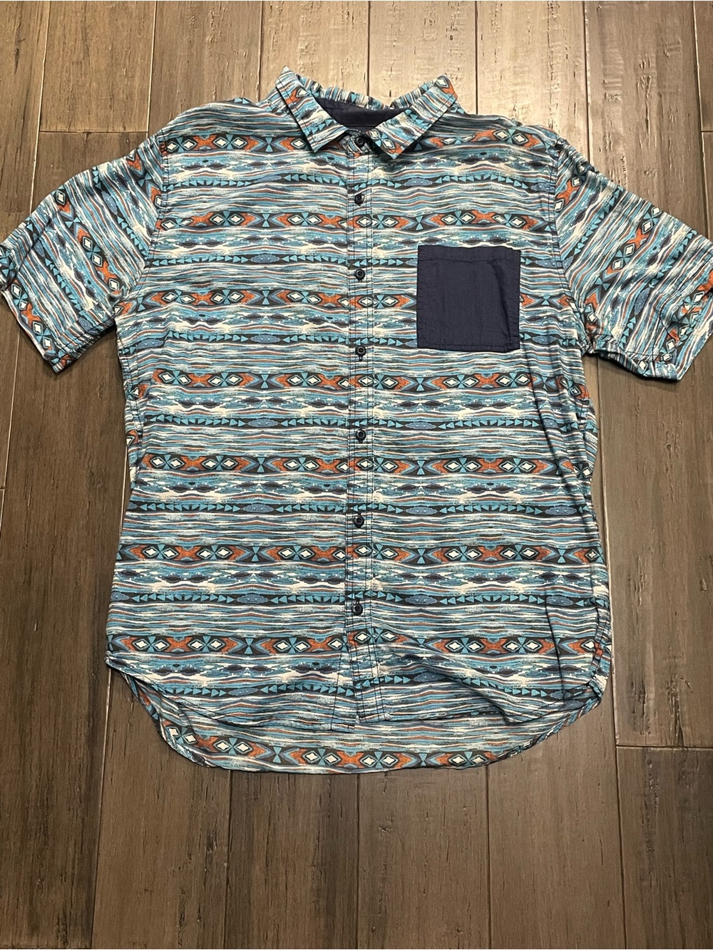 On The Byas XL Southwest Aztec Button Up Shirt 100% Cotton Tribal Print